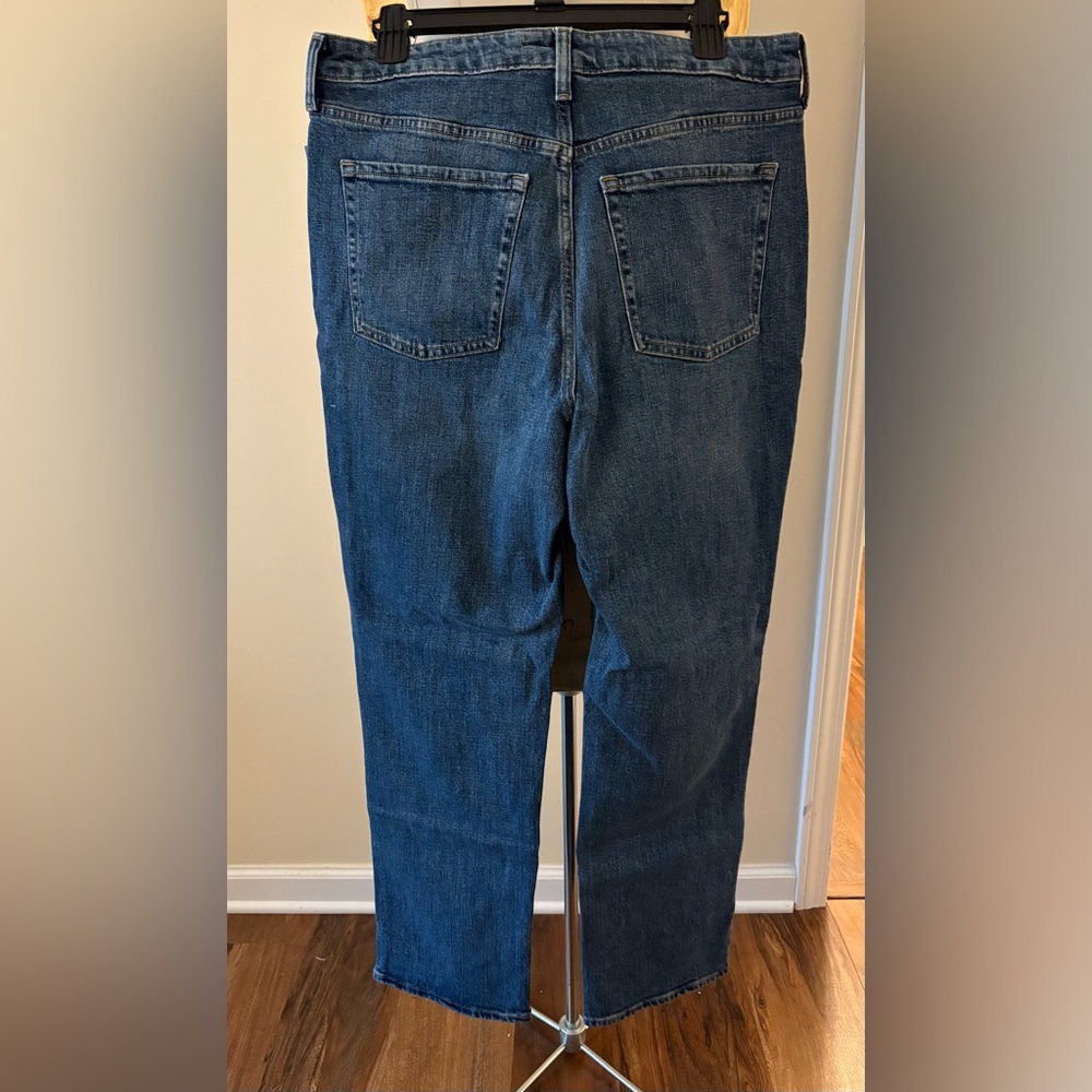 Old Navy Extra High Rise Straight Secret Smooth Pockets - Picture 14 of 15